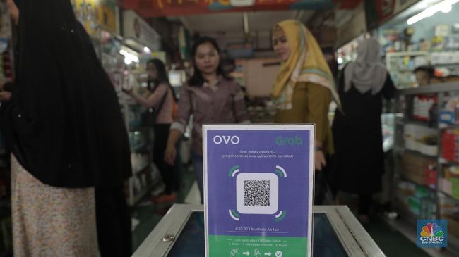 OJK Cabut Izin OVO Finance & Bedanya dengan Aplikasi OVO