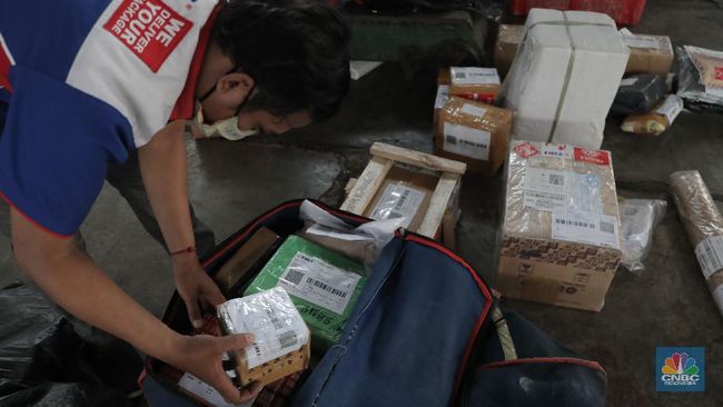Cara Cek Resi JNE, TIKI, J&T, SiCepat dan Shopee Express 2021