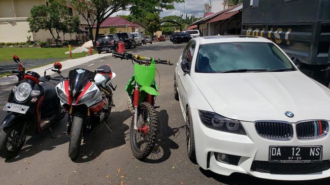 Polisi Tangkap Penjual Alat Hacker untuk Retas Akun Aplikasi