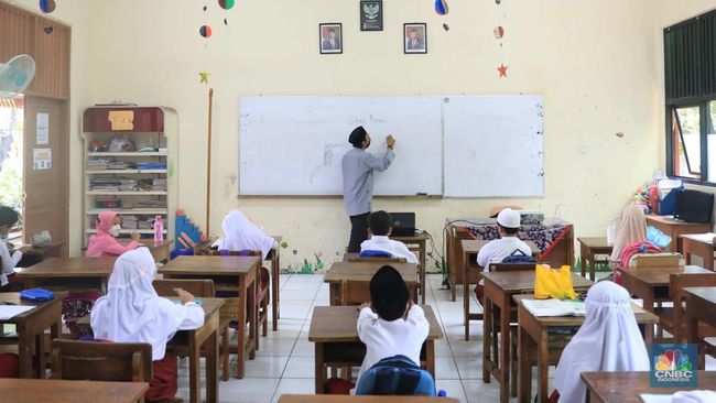 WFO Jadi 50%, Sekolah Tatap Muka Gimana?