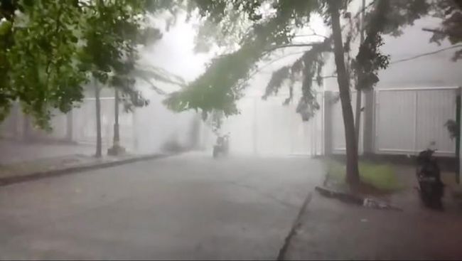 Fenomena Air Terjun dari Langit di Bekasi, Ini Kata BMKG