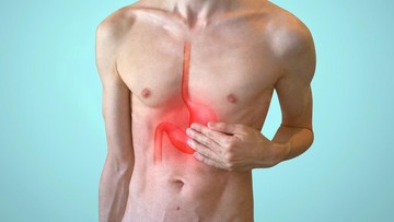 7 Tanda Asam Lambung & GERD Naik serta Cara Meredakannya
