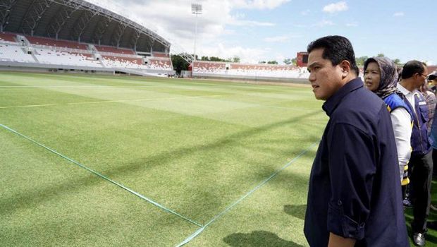 Erick Thohir meninjau Stadion Gelora Sriwijaya Jakabaring, Palembang, menjadi yang pertama kunjungi hari ini. (Twitter @erickthohir)