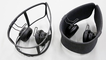 8 Risiko Ini Mengintai Kamu yang Kelamaan Pakai Earphone