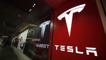 Tesla Malah Masuk Malaysia, Luhut Masih Percaya Elon Musk?