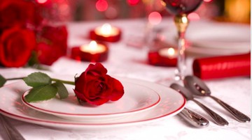 Ada Pesta Dinner Telanjang di New York, Bayarnya Rp1,2 Juta