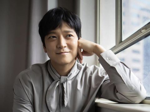 Profil Kang Dong Won yang Diduga Pacar Rose BLACKPINK