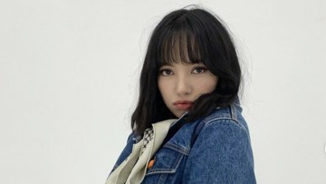 Viral, Lisa BLACKPINK Pakai Selimut saat Makan di Restoran