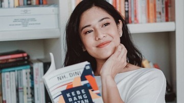 Dian Sastro Jadi Dosen Di UI, Kamu Juga Bisa, Ini Syaratnya!