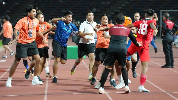 Panas! Final Sepak Bola RI vs Thailand Diwarnai Keributan