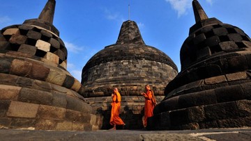 Tak Cuma Idulfitri, Tanggal Hari Waisak Ternyata Bisa Beda