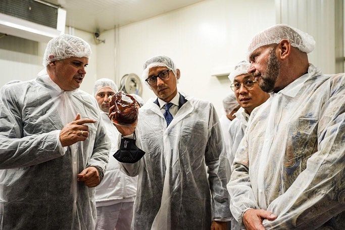 Eropa Punya Pabrik Rendang Raksasa, Produksinya Gak Kira-kira