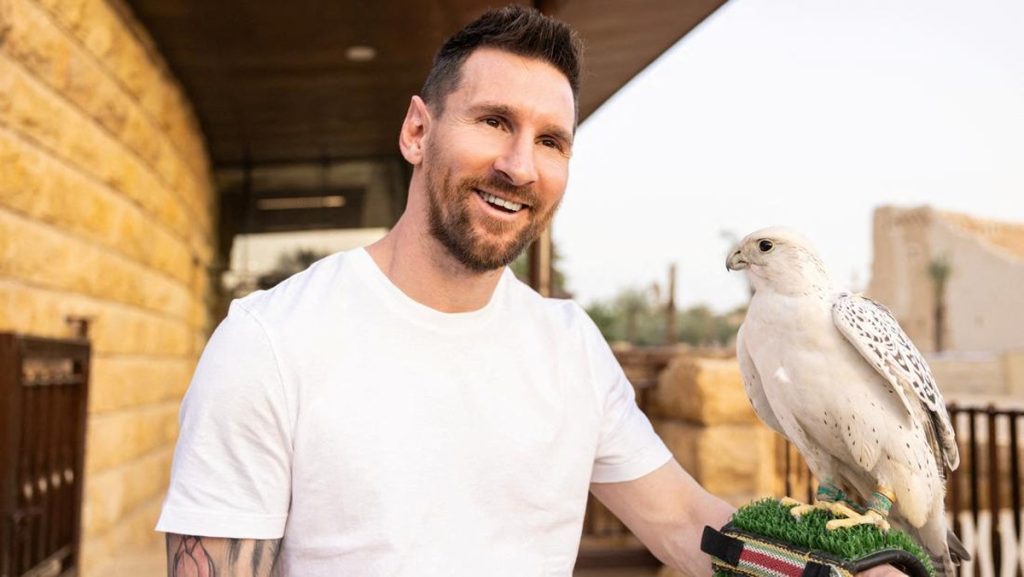 Jangan Baper, Ini Alasan Messi Batal Datang ke Indonesia