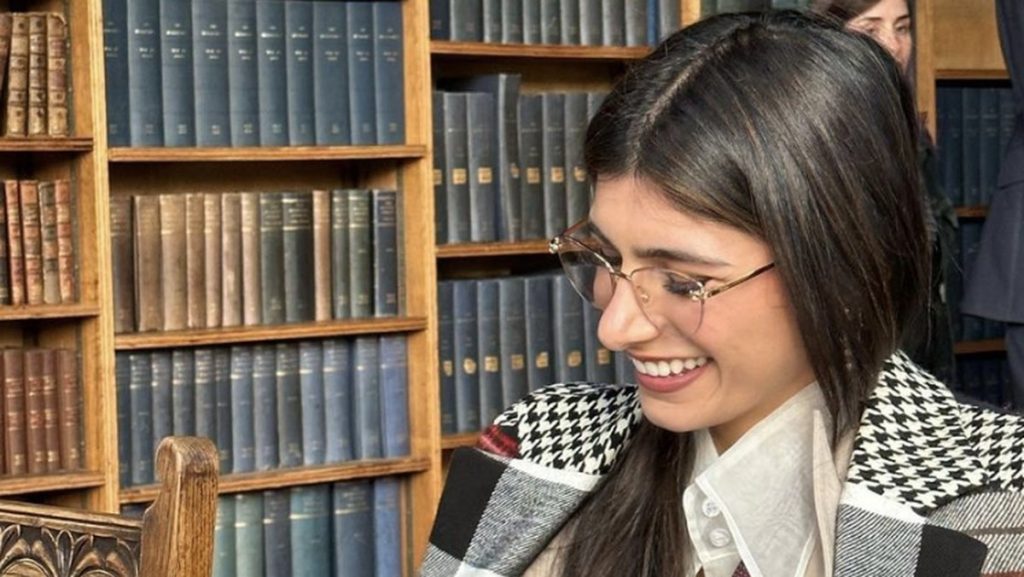 Mia Khalifa Diundang Jadi Pembicara di Oxford, Ngomongin Apa?