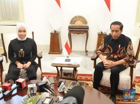 Putri Ariani Nyanyi di Istana, Dapat Sangu dari Jokowi