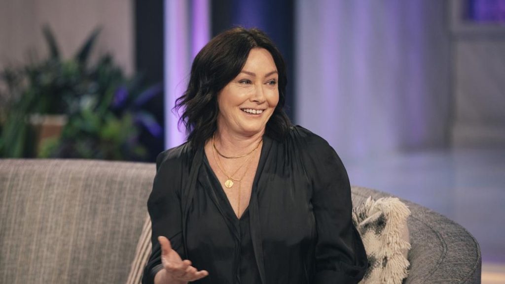 Shannen Doherty Idap Kanker Payudara yang Menjalar ke Otak