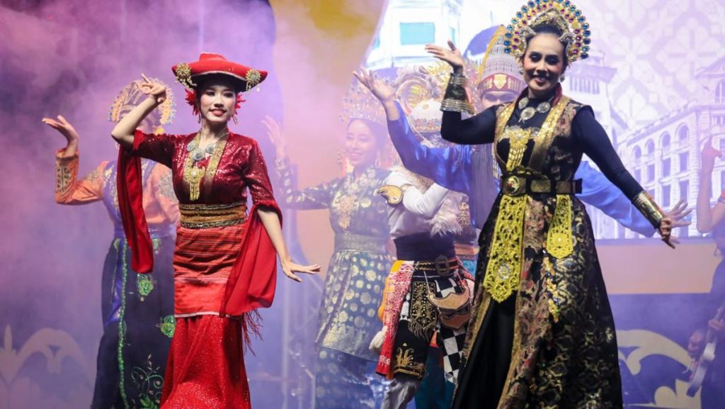 Tarian Multietnis Kota Medan Pukau Warga Batam, Kenapa?