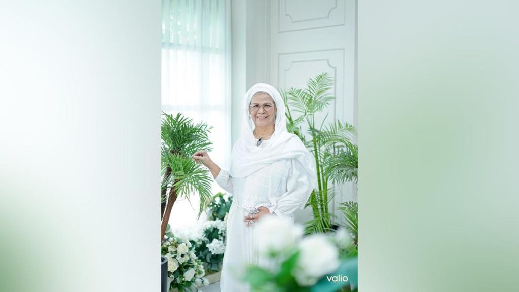 Wanita Ini Pimpin Salat Jumat Pasca Tafsir Ulang Al-Quran