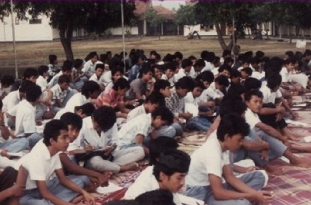 Alasan Sebenarnya Kenapa ABG Zaman Dulu Tampak Jauh Lebih Tua