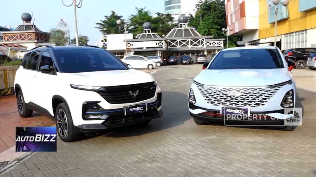 Almaz Vs Omoda Harga Ramah, Fitur Berlimpah