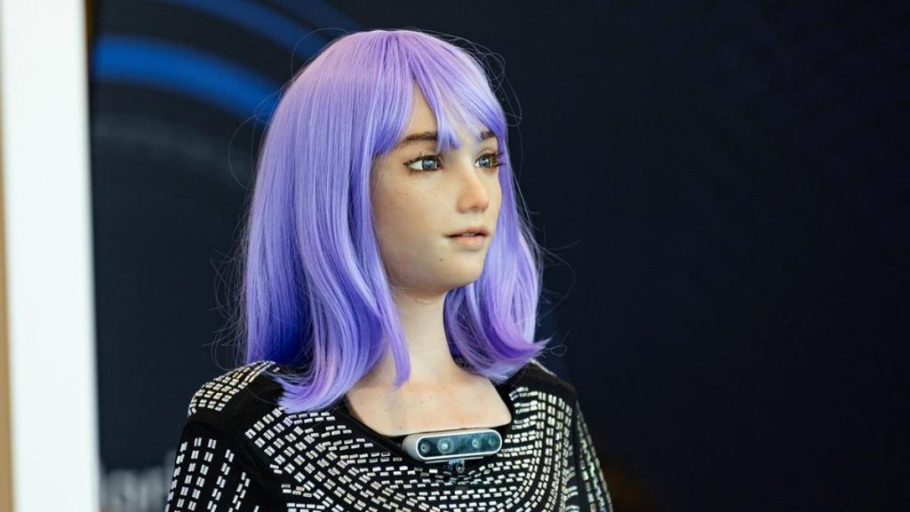 Ditanya Ambisi Jadi Raja Manusia, Jawaban Robot Bikin Waswas