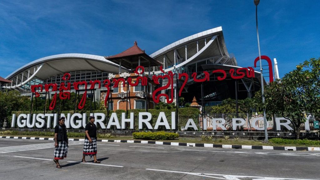 Turis Asing Wajib Bayar Rp150.000 untuk Masuk Bali Mulai 2024