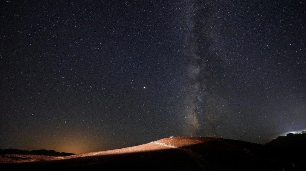 Puncak Hujan Meteor Perseid Malam Ini, Begini Cara Melihatnya
