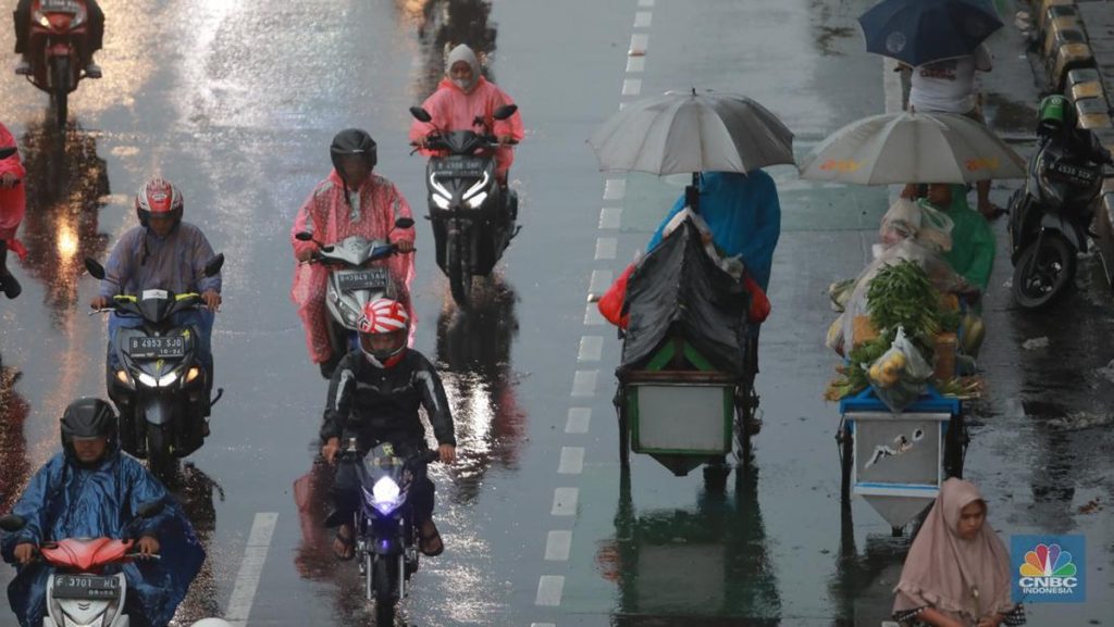 Ini Awal Musim Hujan di Jakarta dan Wilayah RI Menurut BMKG