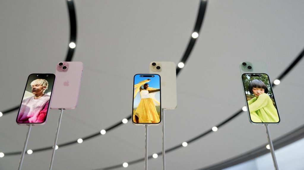 Perbedaan Kabel USB-C iPhone 15 Pro dengan Colokan HP Biasa