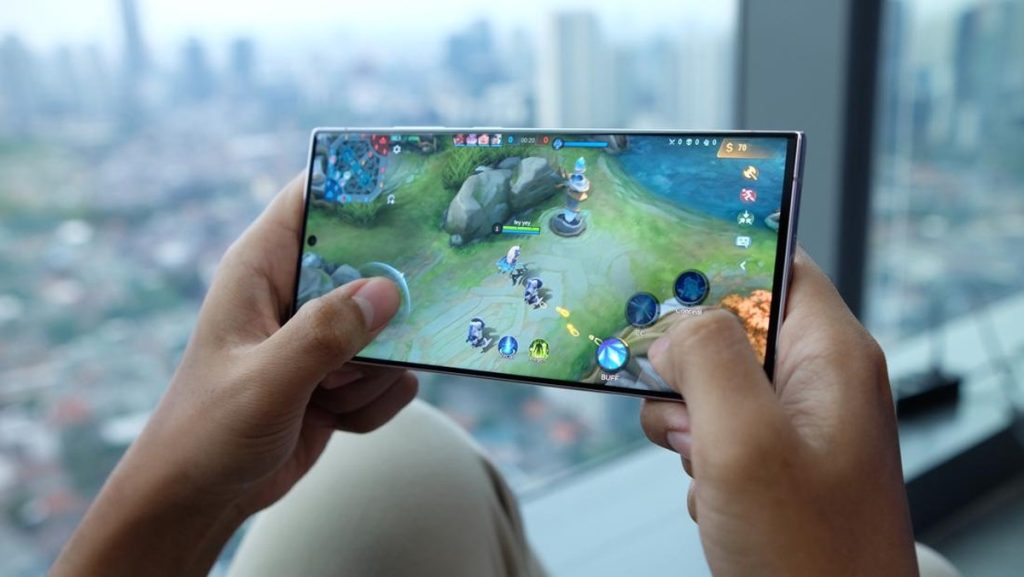 Samsung Galaxy S23 FE Pakai Dua Chip Beda, Pilih yang Mana?