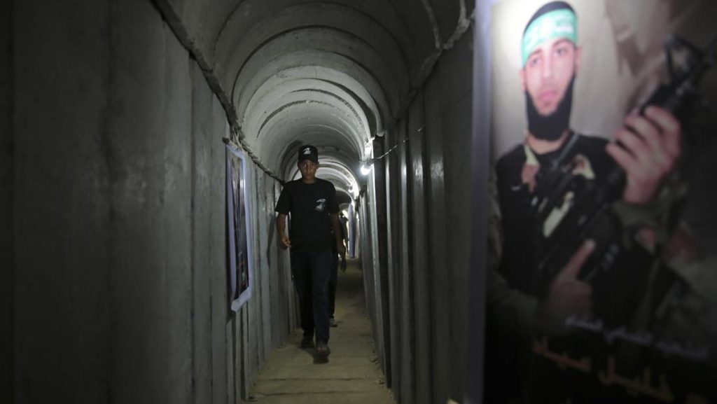 Hamas Bobol Israel Pakai Video Porno dan Aplikasi Kencan