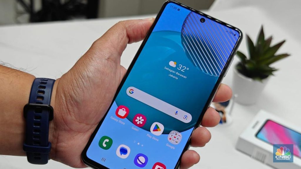 35 HP Samsung yang Kebagian One UI 6 dan Jadwal Rilisnya