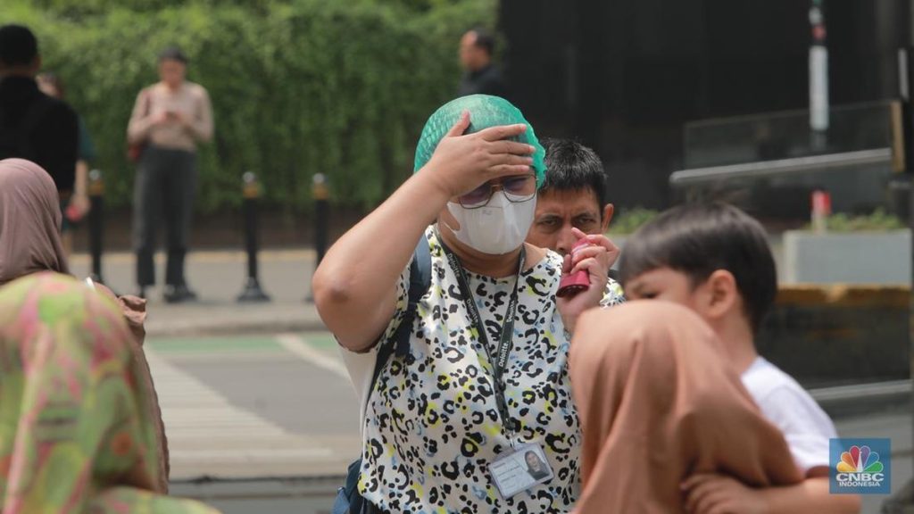 Kasus Covid-19 Mulai Meroket Lagi di RI, Ini Biang Keroknya