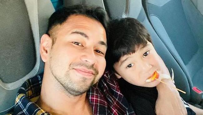 5 Sekolah Anak Para Artis Indonesia dan Kisaran Biayanya