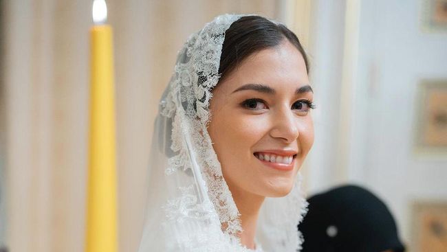 Potret Cantik Anisha, Istri Pangeran Mateen dari Brunei