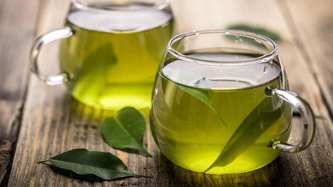8 Manfaat Tak Terduga dari Minum Teh Hijau, Cobain Sekarang!