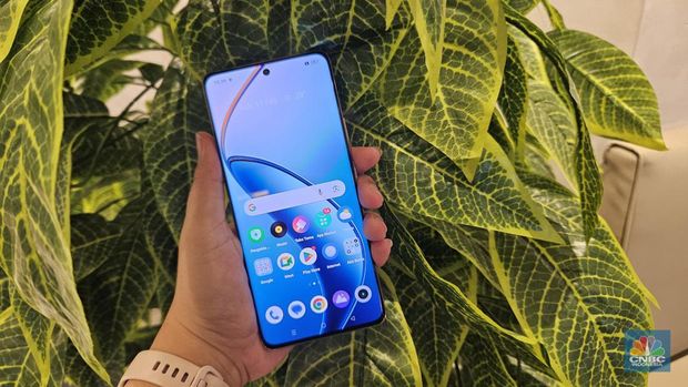 Realme 12 Pro+