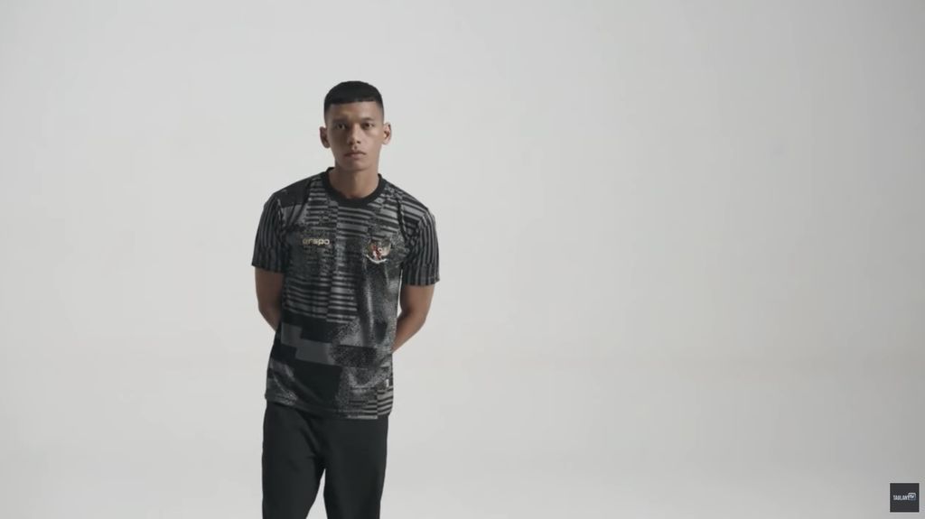Peluncuran Jersey Timnas Sepak Bola Garuda dari brand ESPRO. (Tangkapan Layar Youtube Taulany TV)
