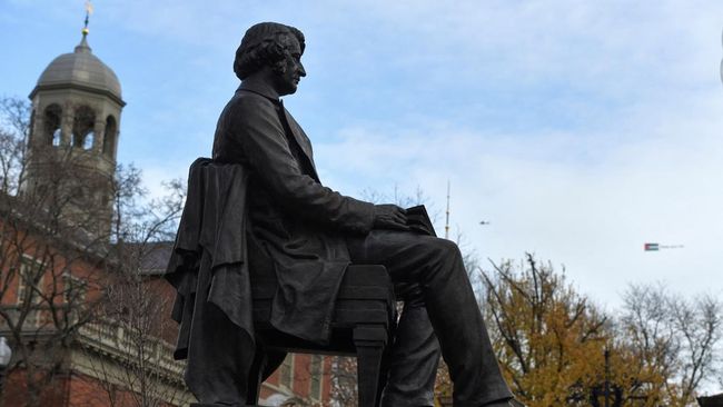 Universitas Harvard Makin Sepi Peminat, Alasanya Tak Terduga