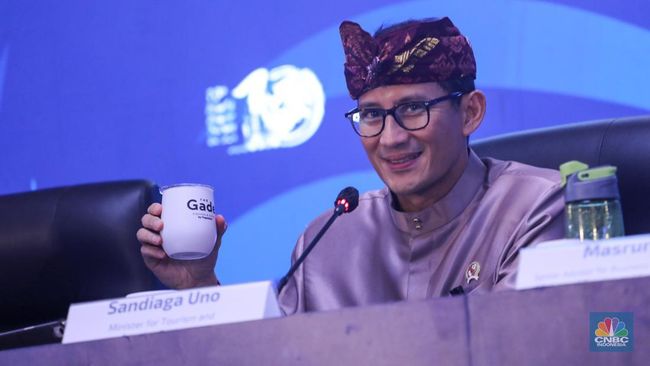 Sandiaga Uno Tolak Narasi Bali Sedang Dijajah oleh WNA
