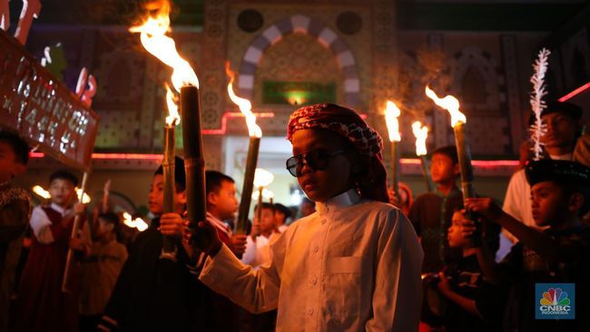 50 Ucapan Penuh Syukur kepada Allah SWT Sambut 1 Muharram 1446 H