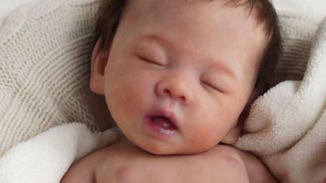Sambil Asuh 4 Anak, Perempuan Ini Jualan Bayi Online Harga Rp 97 Juta