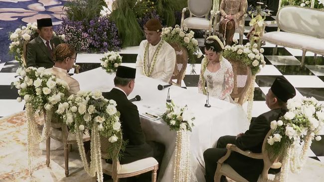 Ini Kado Pernikahan dari Jokowi-Iriana untuk Pasangan Thariq-Aaliyah