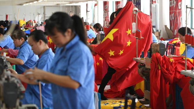 Batas Usia Pensiun Pekerja di China Naik Mulai Januari 2025