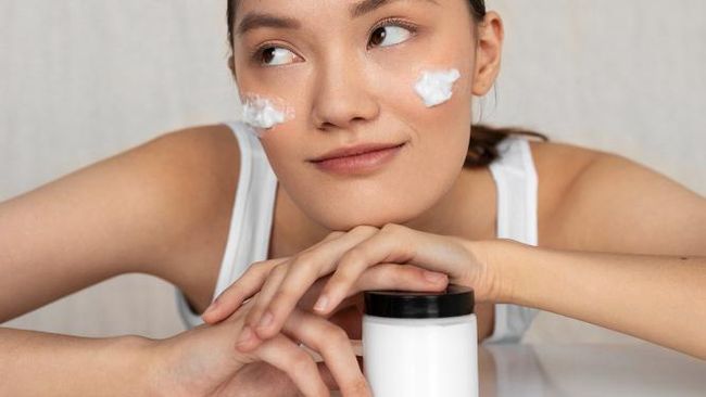 Duh! Ahli Temukan Mikroplastik di Lipstik hingga Sunscreen